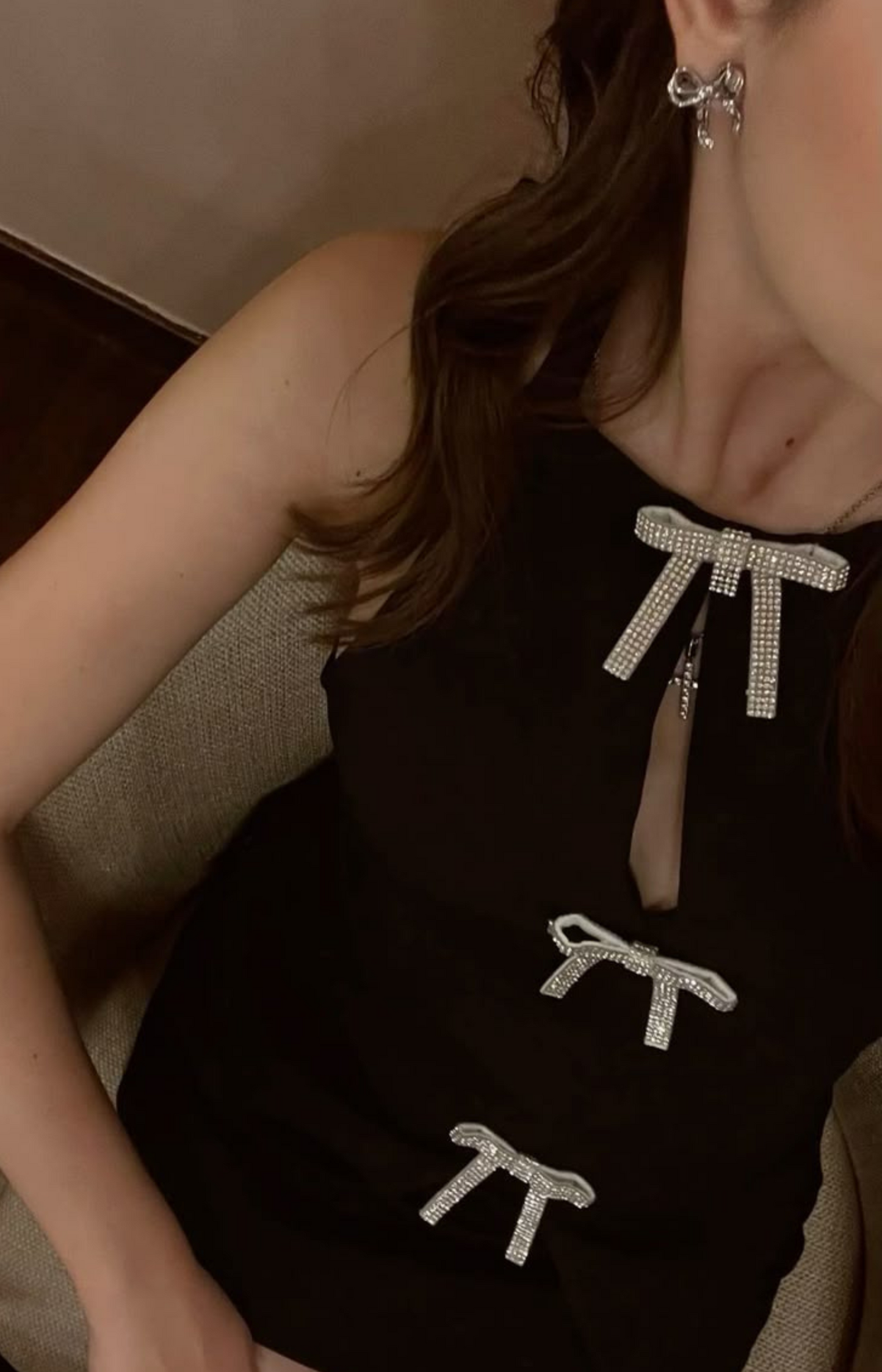 GLIMMER TOP MIT SCHLEIFEN