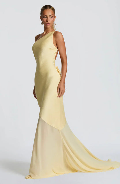 HANNI ABENDKLEID