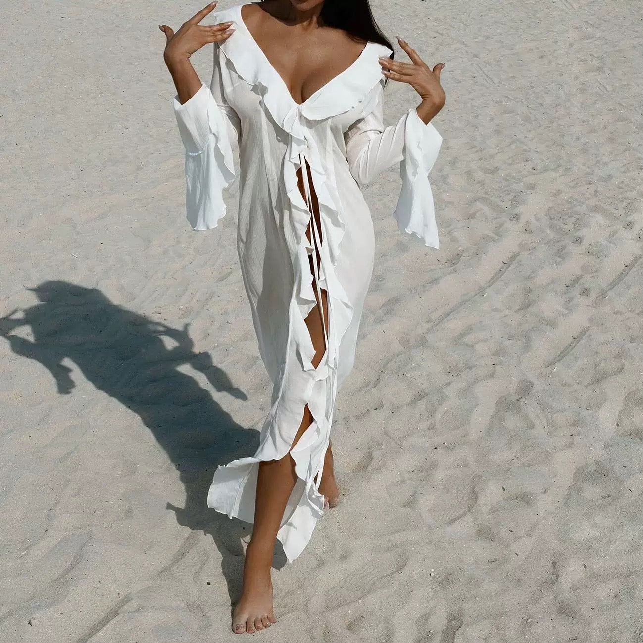 STRANDKLEID MIT RÜSCHEN