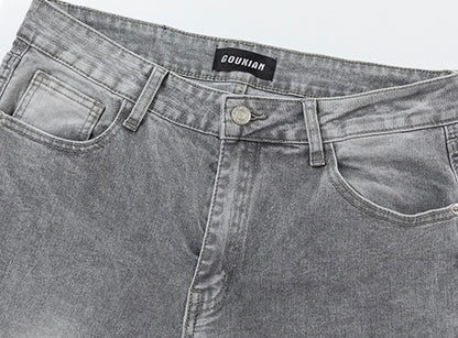 GRAUE STONEWASHED-JEANS