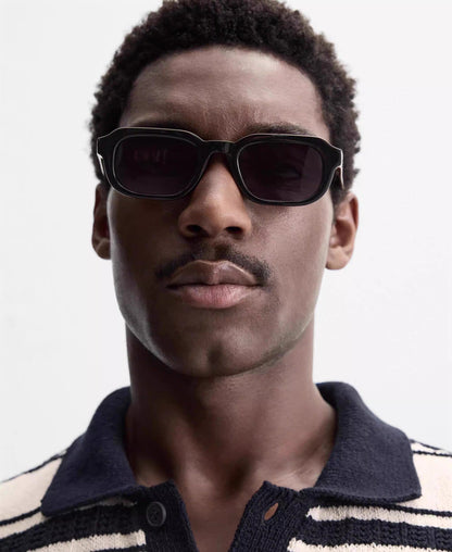 POLOSHIRT MIT STREIFENDESIGN