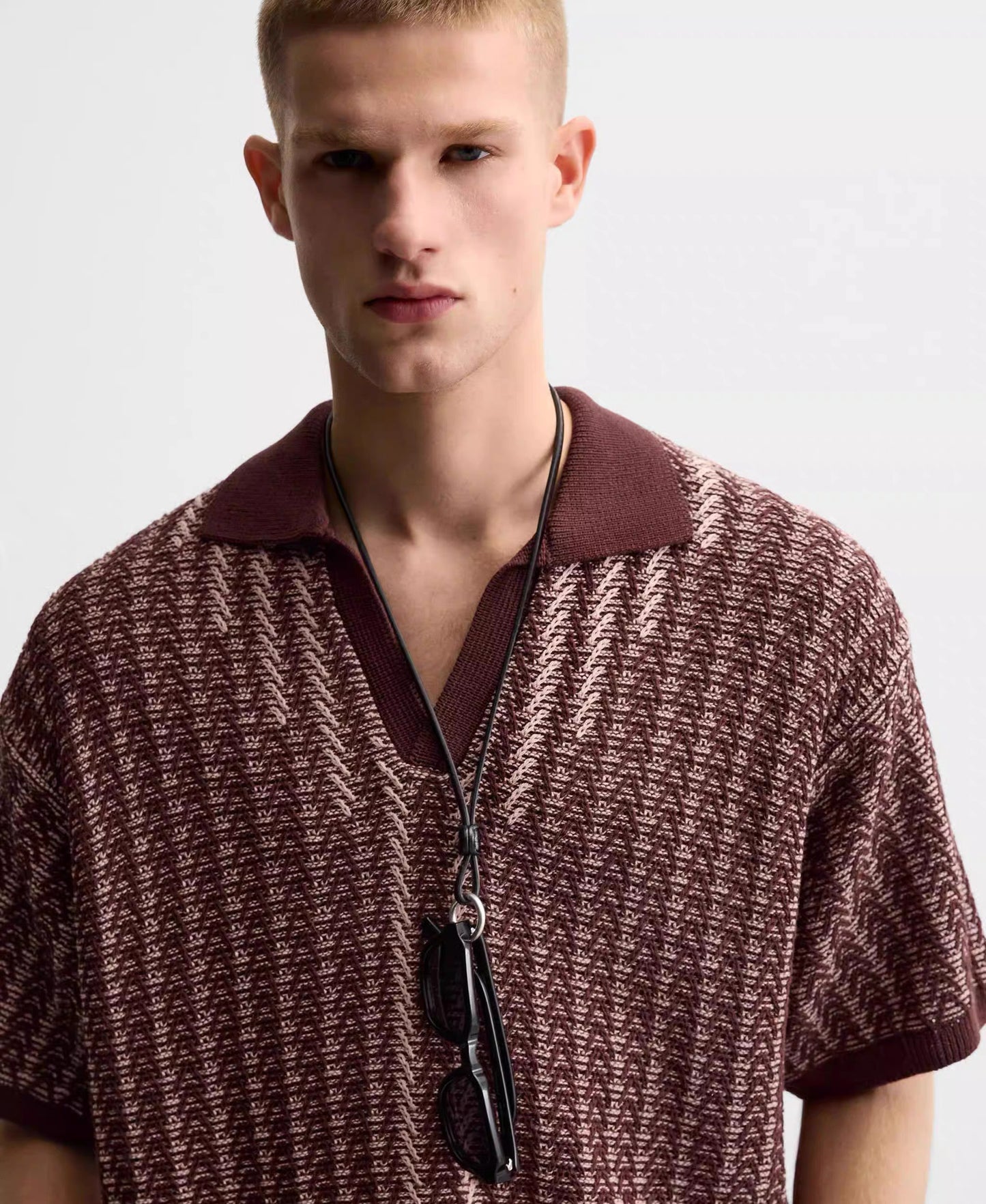 OPEN COLLAR KNIT POLO – ROT