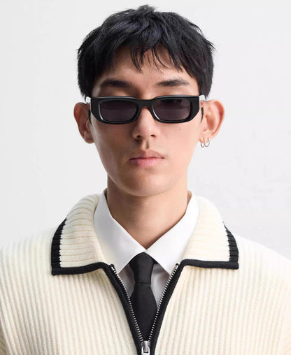 MODERNE STRICKJACKE MIT STILFAKTOR