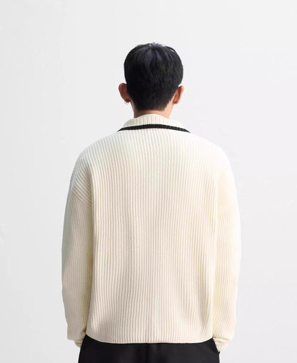 MODERNE STRICKJACKE MIT STILFAKTOR