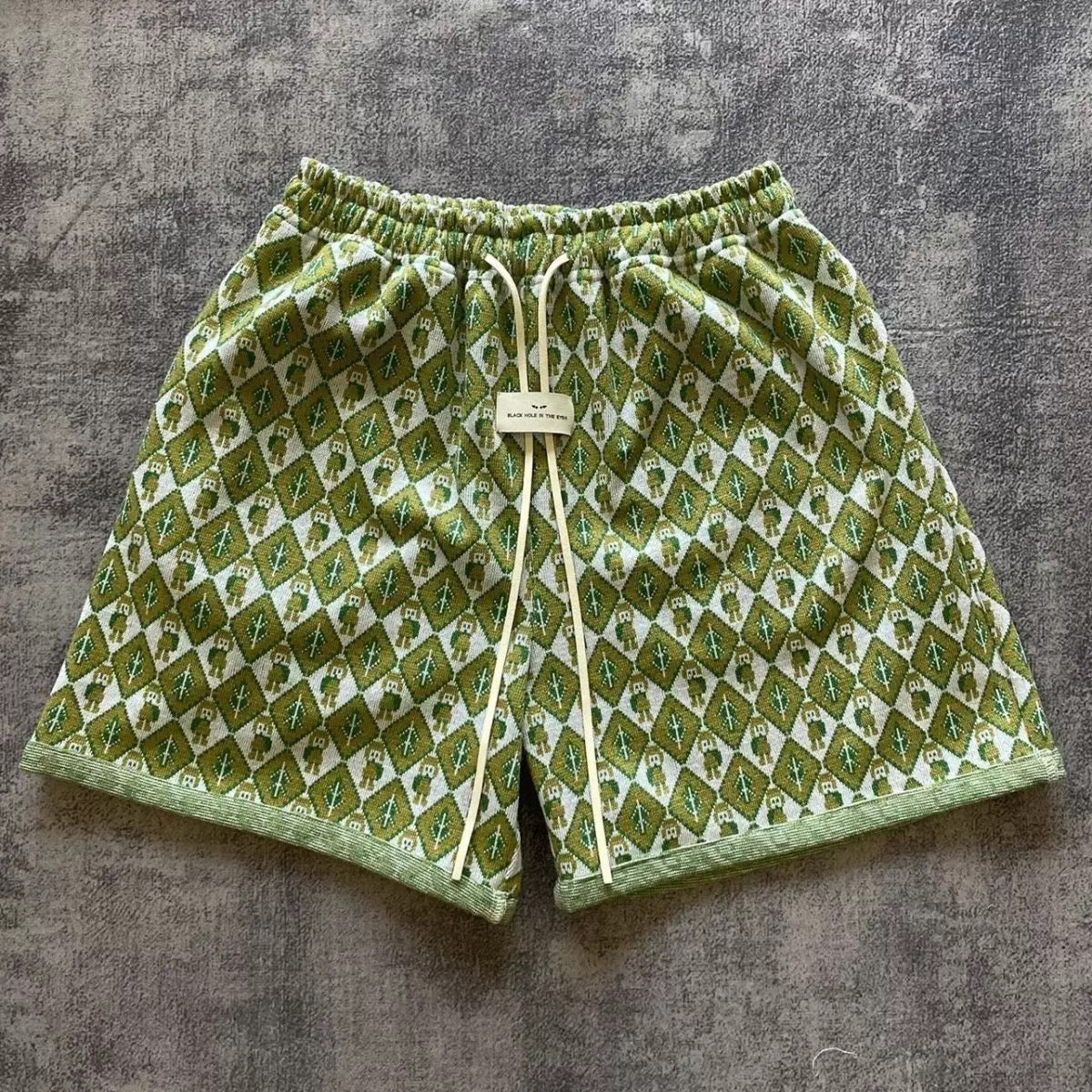 SUMMER VIBES SHORTS – GREEN EDITION