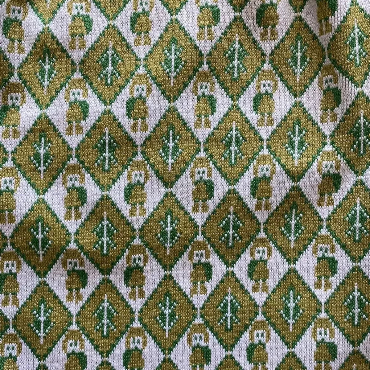 SUMMER VIBES SHORTS – GREEN EDITION