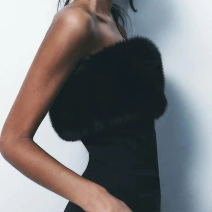 ELENA ABENDKLEID MIT FELLKRAGEN