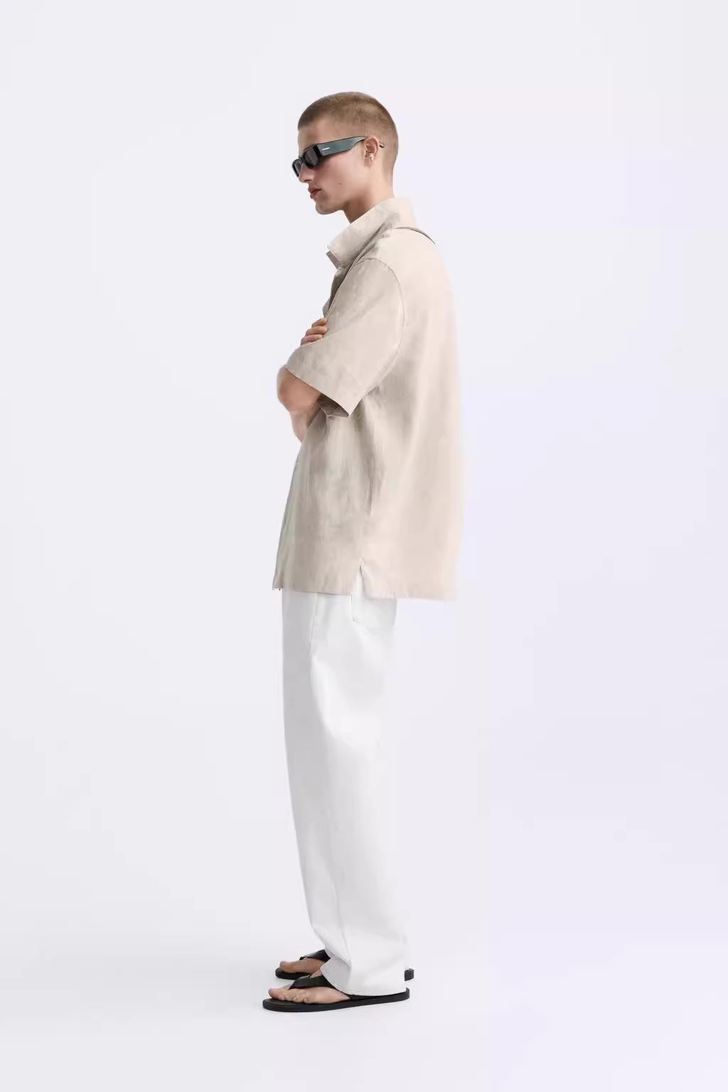 LEICHTES SOMMERHEMD IN UNIFARBE