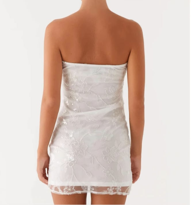 TRENDY MIT PAILLETTEN BESTICKTES SEXY TUBEKLEID